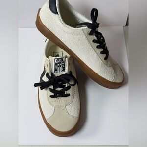 Vans Sport Low Women's Size 7.5 crème black  Suede Sneakers Casual Retro NEW